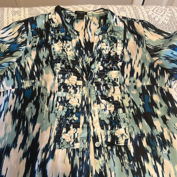 Anne Taylor bottom down Blouse size M - Picture 3 of 4